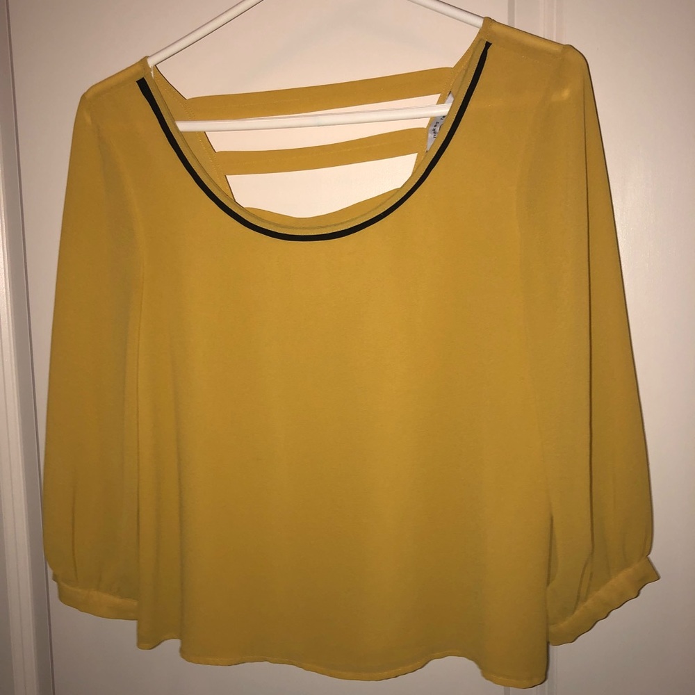 Naked zebra 3/4 sleeved top